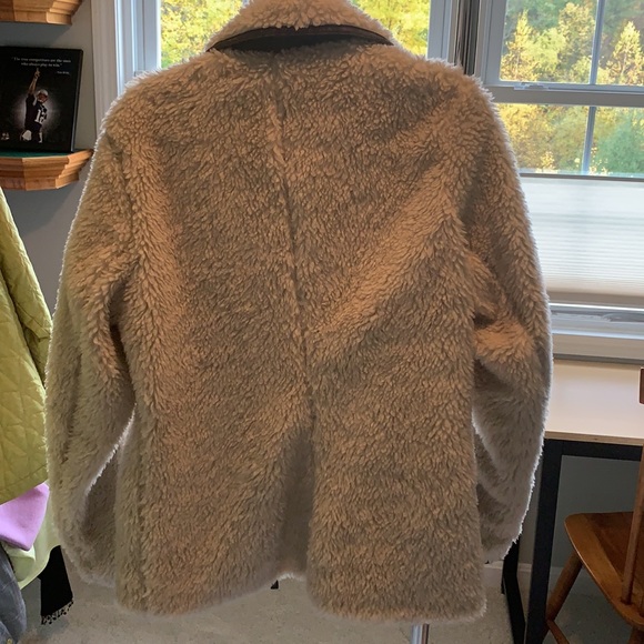 PATAGONIA FUZZY BUTTON UP JACKET - Picture 5 of 5